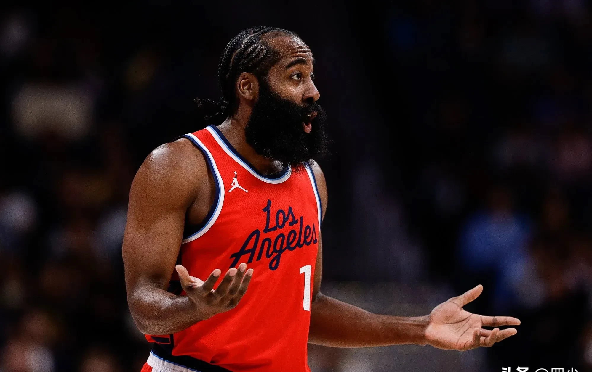 哈登赛后谦逊发言登热搜，热刺爆冷洛杉矶快船引发热议(利物浦vs热刺会爆冷吗)